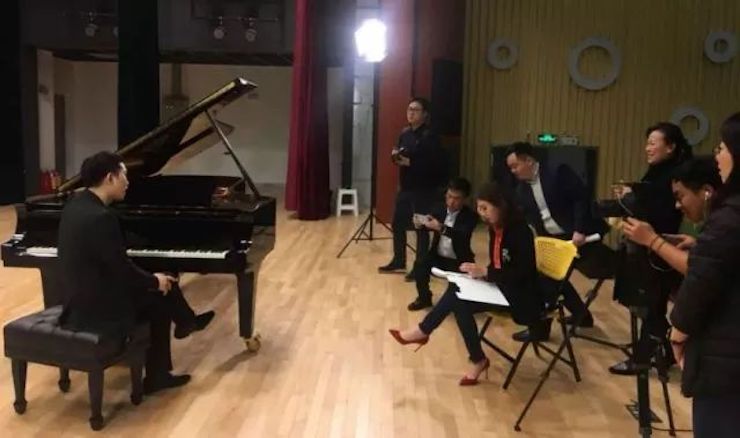 【报道】20189001cc金沙以诚为本艺术家鲍释贤钢琴独奏音乐会-增城站圆满落幕